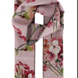 Gucci reversible wool scarf